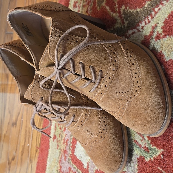 Steve Madden Shoes - Steve Madden Omyra Laced Oxford Block Heel Suede Leather Booties Cognac. 9.5